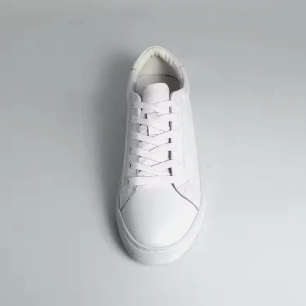 TRIPLE WHITE SNEAKER - UITVERKOOP